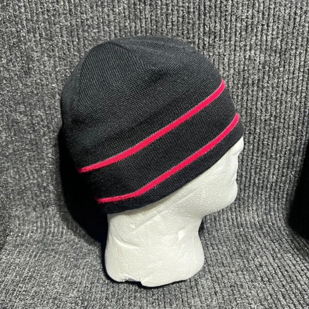 The North Face Beanie Unisex OS Black Red Striped Wool Fleece Lined Winter Hat